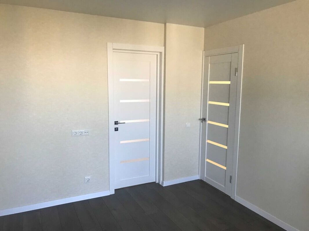 Продам 3-х комнатную квартиру, ул. Малиновского 13, возле метро Оболонь фото 1 Продам 3-х комнатную квартиру, ул. Малиновского 13, возле метро Оболонь фото 1