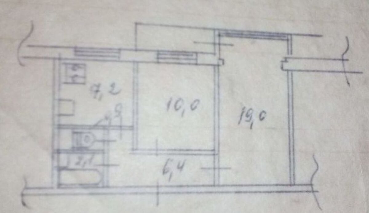 Продам 2-х комнатную квартиру по ул. Печенежская, 35/43 (м. Лукьяновская) фото 1 Продам 2-х комнатную квартиру по ул. Печенежская, 35/43 (м. Лукьяновская) фото 1