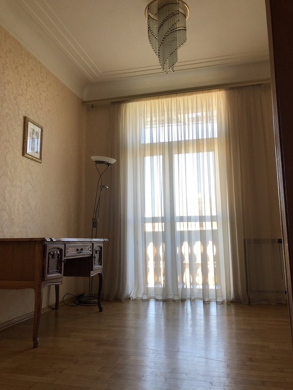 Продається квартира Київ, Шевченківський, Центр (Шевченківський), Пирогова ул., 2, м. Університет фото 1 Продається квартира Київ, Шевченківський, Центр (Шевченківський), Пирогова ул., 2, м. Університет фото 1