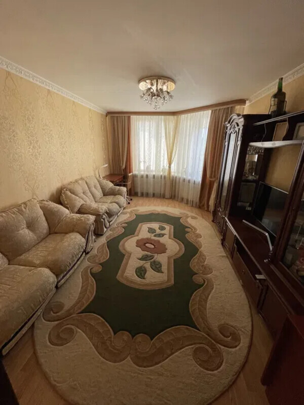 Продам 2х комнатную квартиру по ул. Пчелки, 2, м. Позняки фото 1 Продам 2х комнатную квартиру по ул. Пчелки, 2, м. Позняки фото 1