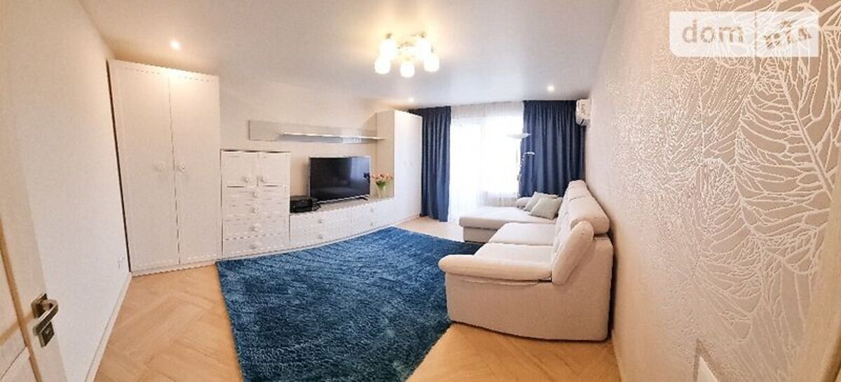 Продам 3х кімнатну квартиру в кирпичному будинку по вул. Вербицького, 8 (м.Харьківська) фото 1 Продам 3х кімнатну квартиру в кирпичному будинку по вул. Вербицького, 8 (м.Харьківська) фото 1