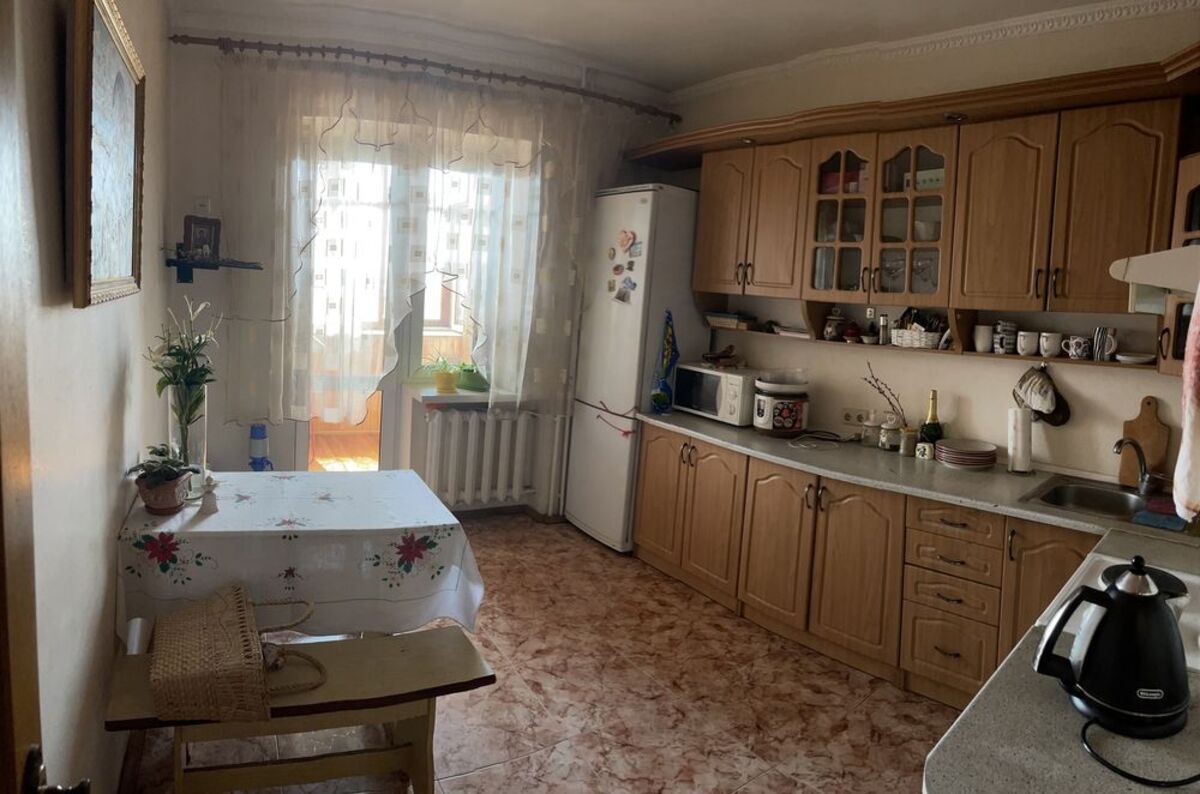 Продам 2-х комнатную квартиру по ул. Ревуцкого, 5 + парко-место + кладовка (м. Харьковская, парк Партизанской Славы) фото 1 Продам 2-х комнатную квартиру по ул. Ревуцкого, 5 + парко-место + кладовка (м. Харьковская, парк Партизанской Славы) фото 1
