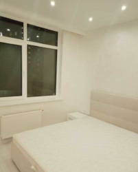  1-   ,      Park Land ( )  . , 44 ( . )  8