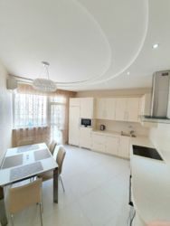 Продается 2х комнатная квартира по ул. Срибнокильская,1 (ЖК Корона, м.Позняки, Дарницький р-н) фото 5 Продается 2х комнатная квартира по ул. Срибнокильская,1 (ЖК Корона, м.Позняки, Дарницький р-н) фото 5