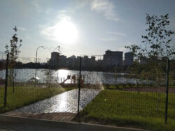 Продам 2х комна возле метро ЖК Лебединый Ревуцкого, 40г (метро Харьковская) фото 5 Продам 2х комна возле метро ЖК Лебединый Ревуцкого, 40г (метро Харьковская) фото 5