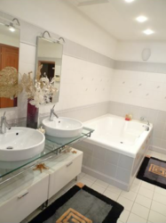 Продам 2-х уровневую квартиру на Оболонских Липках с панорамным видом на Днепр, пр. Героев Сталинграда, метро Минская и Оболонь -7 мин.пешком. фото 4 Продам 2-х уровневую квартиру на Оболонских Липках с панорамным видом на Днепр, пр. Героев Сталинграда, метро Минская и Оболонь -7 мин.пешком. фото 4