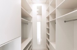  3- .    ,  'BUSOV HILL'.  7