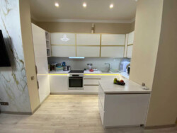  3- .    RiverStone, .  8. Riverstone -         .  3