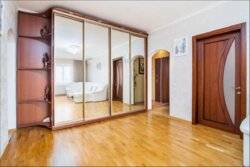 ������ 3-� ��������� �������� �� ��.����������, 1� (�. �������, �������) ���� 5