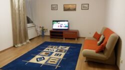 ������ 3� ��������� �������� 102��.�, � ������� ��������, �������, � ����� ���������. 3 ���������� �������, ���������� ������� �����, 2 �������, �����������, ������. �������� ����������, ��� �������, �������� ������ ��, ���������� �������. �������� ������ ���� 3