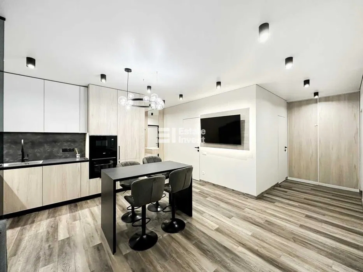 Продам 3-х к кв, новострой, ЖК Дом с ротондами, метро Научная, Госпром. фото 1 Продам 3-х к кв, новострой, ЖК Дом с ротондами, метро Научная, Госпром. фото 1