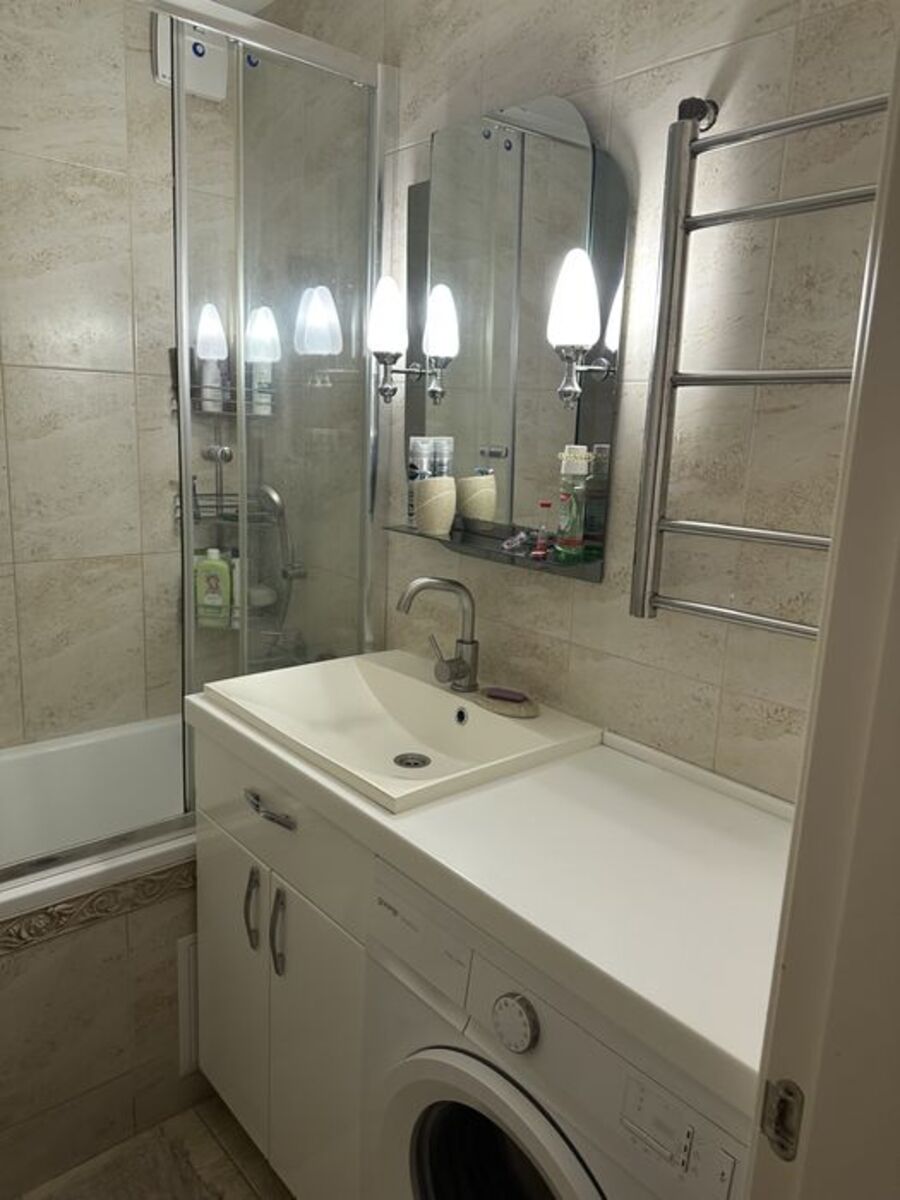 Продається квартира Гвардейцев-Широнинцев ул., 47а, Харків, Харківська, Салтівський (Московський), Салтовка 520 м/р, м. Студентська фото 1 Продається квартира Гвардейцев-Широнинцев ул., 47а, Харків, Харківська, Салтівський (Московський), Салтовка 520 м/р, м. Студентська фото 1