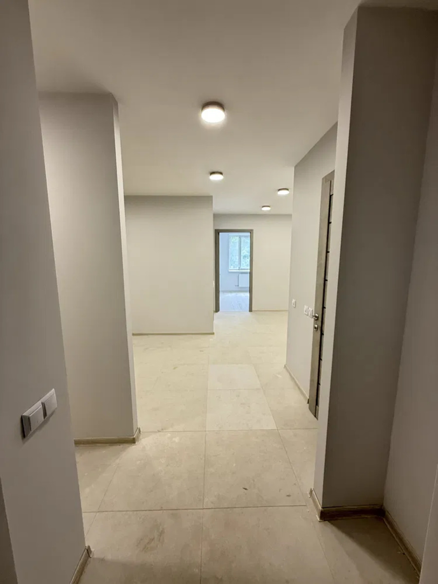 Продажа 2 ком Квартиры с Хорошим Ремонтом в Закрытом Охраняемом Комплексе фото 1 Продажа 2 ком Квартиры с Хорошим Ремонтом в Закрытом Охраняемом Комплексе фото 1