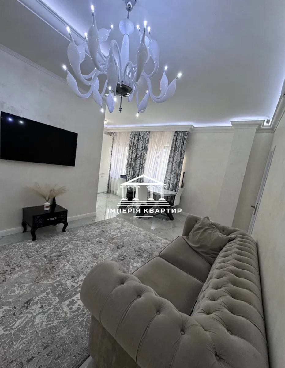 Е-сертификат 3к. 83 кв.м., ЖК Свободы 36а (Иванова), Новострой, Центр. фото 1 Е-сертификат 3к. 83 кв.м., ЖК Свободы 36а (Иванова), Новострой, Центр. фото 1