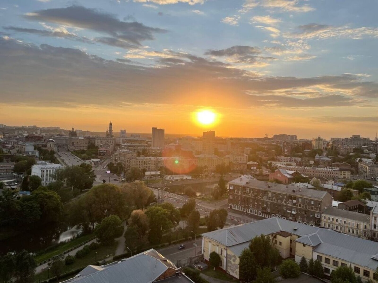 Продається квартира Харківська, Харків, Основянський, Нижний ЦЕНТР, Карбышева пер., 3, м. Майдан Конституції (Радянська) фото 1 Продається квартира Харківська, Харків, Основянський, Нижний ЦЕНТР, Карбышева пер., 3, м. Майдан Конституції (Радянська) фото 1