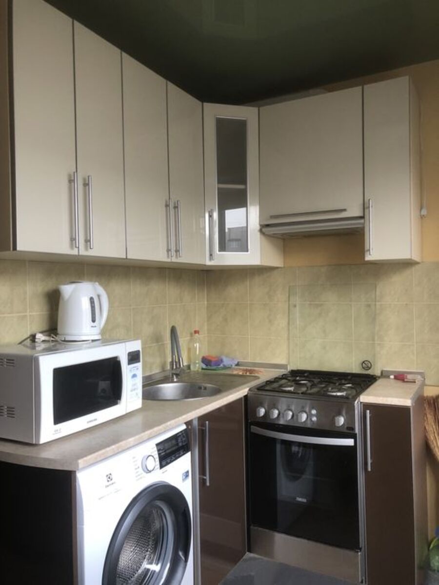 ������� 3-� ��������� ��������. ���� 1