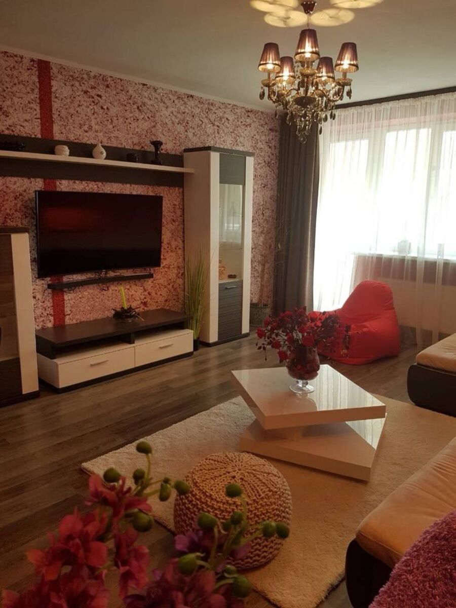 Квартира 2к МЖК Интернационалист 84 м2 салтовка 3/9 этаж фото 1 Квартира 2к МЖК Интернационалист 84 м2 салтовка 3/9 этаж фото 1