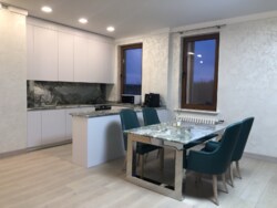 Продаётся 3 к квартира ,площадью 131 кв м, в доме премиум класса ЖК Белый Слон. ул. Профессорская 34 фото 1 Продаётся 3 к квартира ,площадью 131 кв м, в доме премиум класса ЖК Белый Слон. ул. Профессорская 34 фото 1