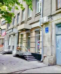 Продам Сталинку метро Уневерситет 74 м2 ул. Алчевских фото 1 Продам Сталинку метро Уневерситет 74 м2 ул. Алчевских фото 1