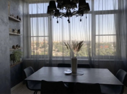 К продаже предлагается шикарная, видовая, элитная, уютная 4-комнатная квартира в ЖК Адмирал, расположенном по адресу: ул. Клочковская, 258 фото 2 К продаже предлагается шикарная, видовая, элитная, уютная 4-комнатная квартира в ЖК Адмирал, расположенном по адресу: ул. Клочковская, 258 фото 2