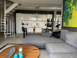 У продажу дворівнева квартира в ЖК 'Парус' з приватним наземним паркінгом, закритою територією, охороною та відеоспостереженням. фото 10 У продажу дворівнева квартира в ЖК 'Парус' з приватним наземним паркінгом, закритою територією, охороною та відеоспостереженням. фото 10