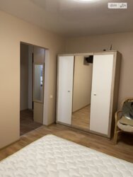 ������ 1� �������� 25.7 ��. � �� ���. ����������� 12 ���� 2