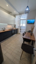 1-кімнатна квартира з потенціалом 2-рівневої квартири фото 1 1-кімнатна квартира з потенціалом 2-рівневої квартири фото 1