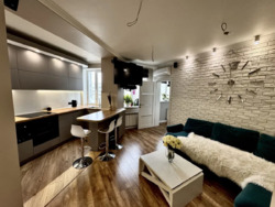 Квартира 2х кімнатна Одесська.. фото 1 Квартира 2х кімнатна Одесська.. фото 1