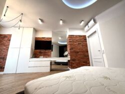 ����� ����� ���� 12