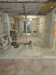 Продам дуже теплу квартиру, сталінка 84 кв. Вартових Неба (Тобольська) фото 6 Продам дуже теплу квартиру, сталінка 84 кв. Вартових Неба (Тобольська) фото 6