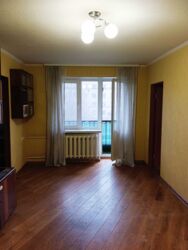 В продаже 2 - комнатная квартира в кирпичном доме в Центре, рядом с Сумским рынком, в доме ведомственной постройки фото 3 В продаже 2 - комнатная квартира в кирпичном доме в Центре, рядом с Сумским рынком, в доме ведомственной постройки фото 3