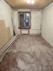 Продам дуже теплу квартиру, сталінка 84 кв. Вартових Неба (Тобольська) фото 11 Продам дуже теплу квартиру, сталінка 84 кв. Вартових Неба (Тобольська) фото 11