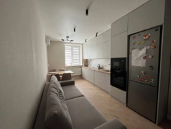 У продажу 1 - кімнатна квартира в ЖК Рогатинський фото 1 У продажу 1 - кімнатна квартира в ЖК Рогатинський фото 1