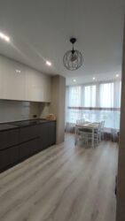 У продажу 2 - кімнатна квартира в ЖК «Молодіжний» станція метро Олексіїіська фото 2 У продажу 2 - кімнатна квартира в ЖК «Молодіжний» станція метро Олексіїіська фото 2