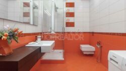 Продам 4-комнатную квартиру в одном из самых красивых современных домов в центре по улице Свободы фото 11 Продам 4-комнатную квартиру в одном из самых красивых современных домов в центре по улице Свободы фото 11