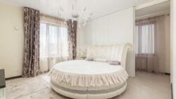 Продам 4-комнатную квартиру в одном из самых красивых современных домов в центре по улице Свободы фото 9 Продам 4-комнатную квартиру в одном из самых красивых современных домов в центре по улице Свободы фото 9