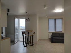 ������ 1 � ��. �� ó������� � ���������� 37 �2 ���� 30300 ����������. ���� 2