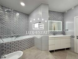 ������� 4-��������� �������� � ��������� �� '������' ���. ��� ���� 18