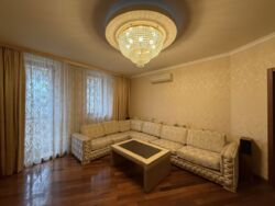 Продам 3х комн.квартиру 117м2,ул.О.Яроша 22,Метро Ботанический Сад фото 4 Продам 3х комн.квартиру 117м2,ул.О.Яроша 22,Метро Ботанический Сад фото 4