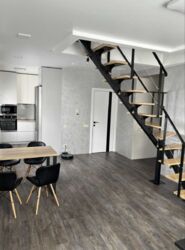 В продаже 3 - комнатная двухуровневая квартира с новым ремонтом в ЖК Искринский фото 2 В продаже 3 - комнатная двухуровневая квартира с новым ремонтом в ЖК Искринский фото 2