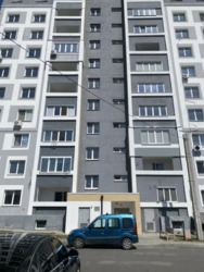 1-� �� ���������� ���� 184-� �2, � ����� 7-����� �� ������ 46.4 �� � ���� 9