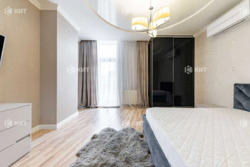 ������ 4-������� �������� � �������� �������, � ������ � ������ ������� ����, � ��������� �� ������, �������� ������� �����, �. ���������� ���. ���� 13