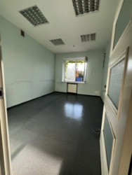 Продаж квартири-офісу у центрі міста фото 9 Продаж квартири-офісу у центрі міста фото 9