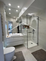 � ������� 4 - ��������� �������� 152 �2 ������ ��. �����������, 1 + ����� � �������� ���� 17