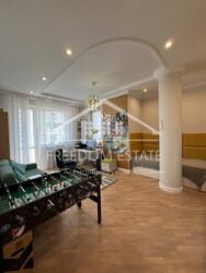 � ������� 4 - ��������� �������� 152 �2 ������ ��. �����������, 1 + ����� � �������� ���� 20