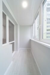 Продам 1к квартиру 40м2 (кухня 15 м2 и отдельная спальня 18 м2) 7/16 с новым капитальным евроремонтом в Центре Харькова. фото 12 Продам 1к квартиру 40м2 (кухня 15 м2 и отдельная спальня 18 м2) 7/16 с новым капитальным евроремонтом в Центре Харькова. фото 12