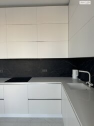 ������ 4-� �������� 103 ��. �. �� ���. ���������� 117 �� ����������� ������� ���� 6