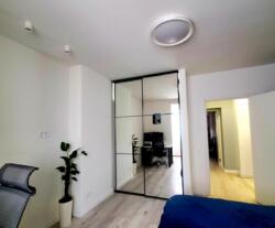 Льва Ландау просп. (50-річчя СРСР), 52-А фото 9 Льва Ландау просп. (50-річчя СРСР), 52-А фото 9