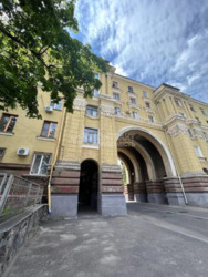 Продам центр 4 комн сертификат Героїв Харкова, Никольский фото 1 Продам центр 4 комн сертификат Героїв Харкова, Никольский фото 1