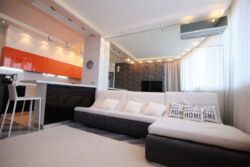 В продаже 3 - комнатная квартира с дорогим эксклюзивным авторским ремонтом в ЖК Эдельвейс по ул. Олимпийской Дворец спорта фото 1 В продаже 3 - комнатная квартира с дорогим эксклюзивным авторским ремонтом в ЖК Эдельвейс по ул. Олимпийской Дворец спорта фото 1